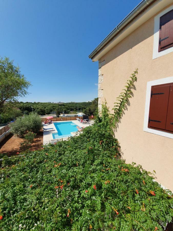 Apartments Borghetto Винкуран Экстерьер фото